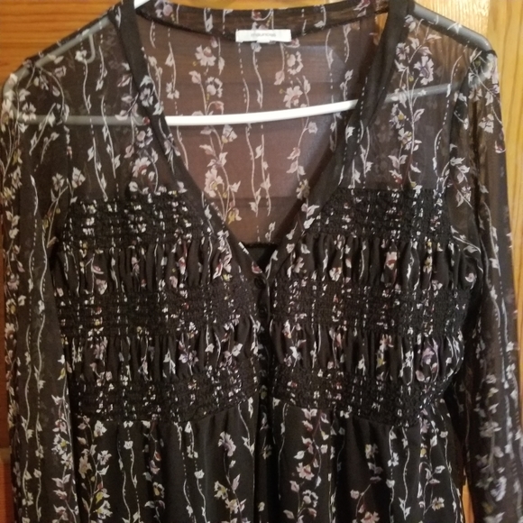 Maurices black with floral pattern blouse - Picture 3 of 7